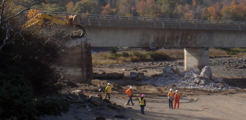 Dominion Atlantic Railway: Bear River Bridge, Digby County, Nova Scotia, 18 Oct 2011