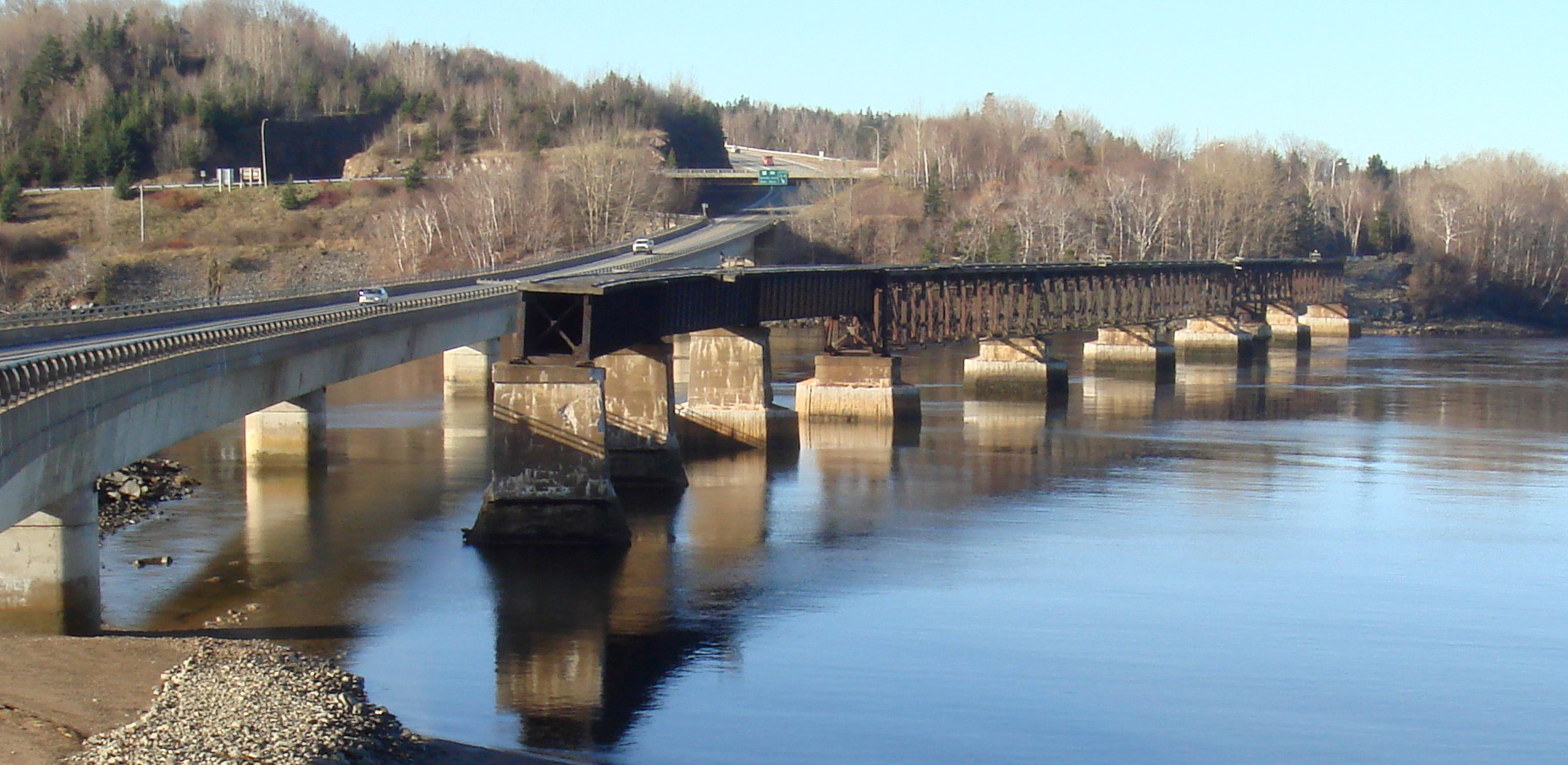 Dominion Atlantic Railway: Bear River Bridge, Digby County, Nova Scotia, 22 Nov 2011