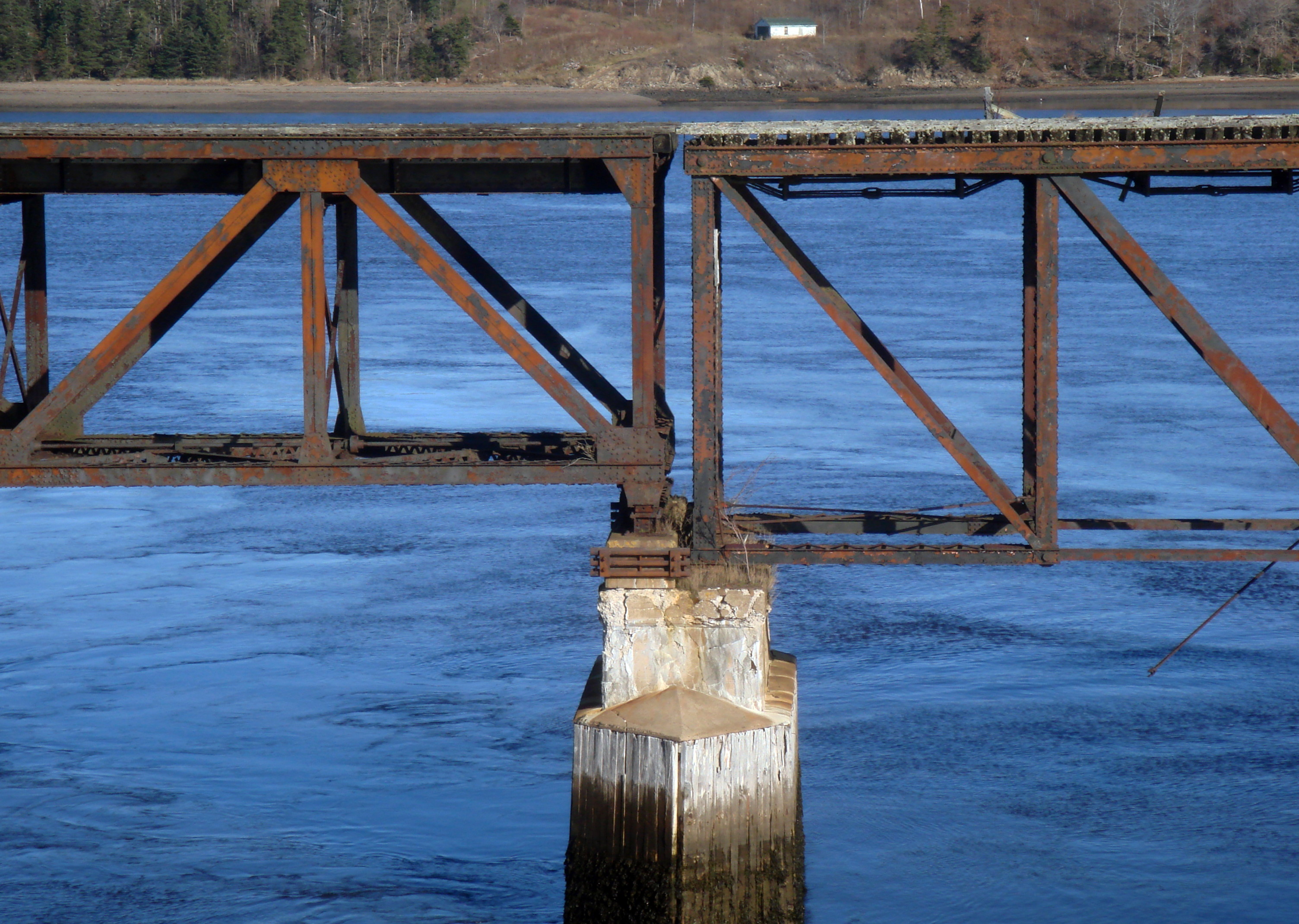 Dominion Atlantic Railway: Bear River Bridge, Digby County, Nova Scotia, 22 Nov 2011