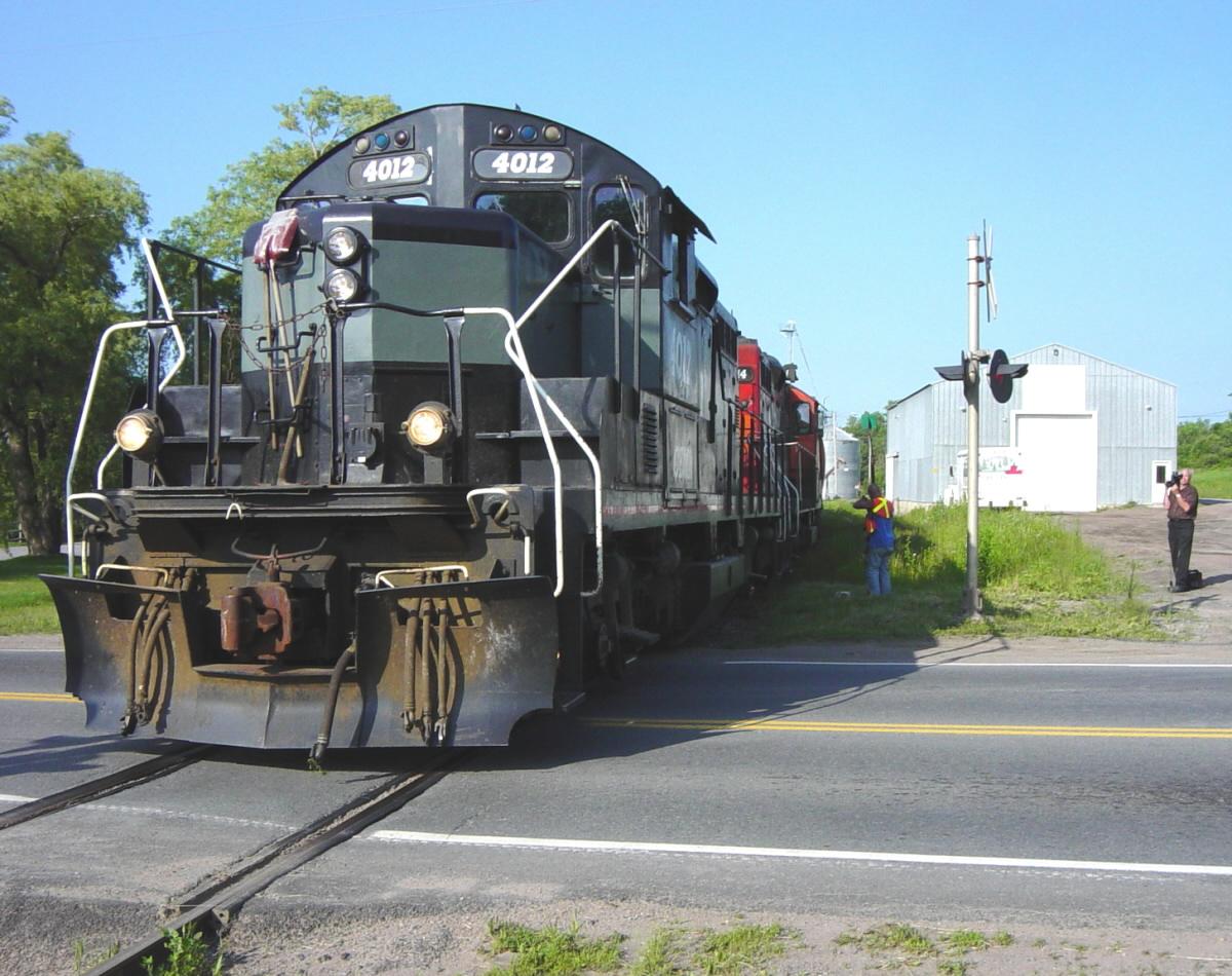 W&HR: Train to New Minas, 27 June 2007