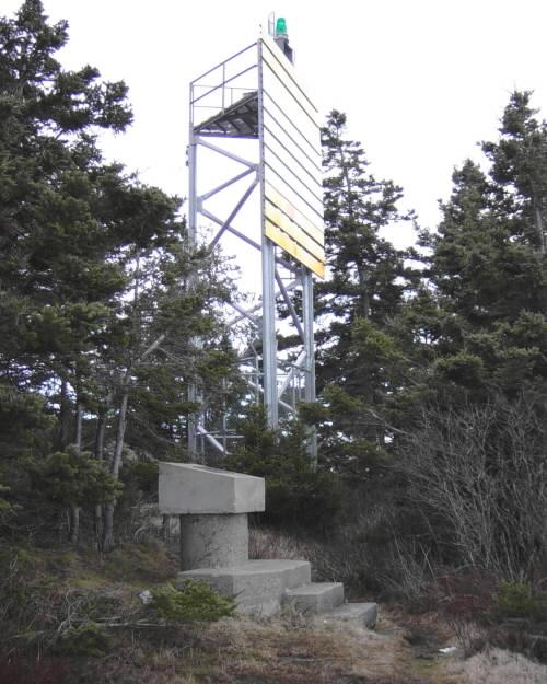 Tribune Head memorial
